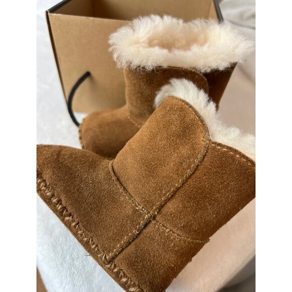 UGG Caden Baby Boots Booties Chestnut Brown Suede Shearling Infant 6-12M Sz 2/3 - Picture 4 of 11